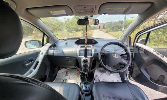 কেনা ব্যবহৃত Toyota Vitz Silver গাড়ী মধ্যে ঢাকা মধ্যে Dhaka কেনা ব্যবহৃত Toyota Vitz Silver গাড়ী মধ্যে ঢাকা মধ্যে Dhaka