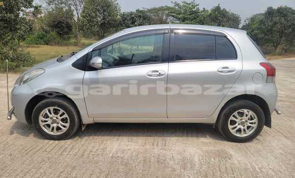 কেনা ব্যবহৃত Toyota Vitz Silver গাড়ী মধ্যে ঢাকা মধ্যে Dhaka কেনা ব্যবহৃত Toyota Vitz Silver গাড়ী মধ্যে ঢাকা মধ্যে Dhaka