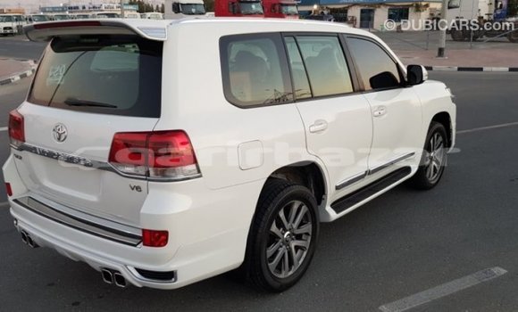 Buy Import 2011 Toyota Land Cruiser in Import - Dubai, Bandarban Buy Import 2011 Toyota Land Cruiser in Import - Dubai, Bandarban