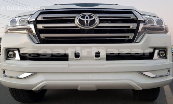 Buy Import 2011 Toyota Land Cruiser in Import - Dubai, Bandarban Buy Import 2011 Toyota Land Cruiser in Import - Dubai, Bandarban