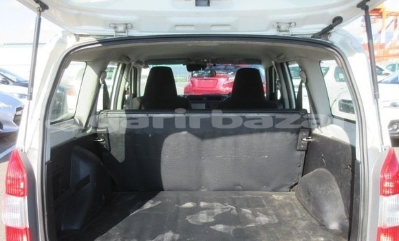 Buy Import 2017 Toyota Succeed in Dhaka, Dhaka Buy Import 2017 Toyota Succeed in Dhaka, Dhaka