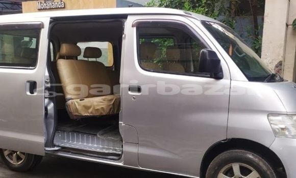 Buy Used 2010 Toyota TownAce in Dhaka, Dhaka Buy Used 2010 Toyota TownAce in Dhaka, Dhaka