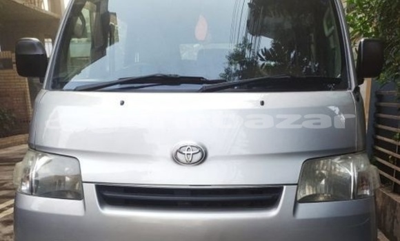 Buy Used 2010 Toyota TownAce in Dhaka, Dhaka Buy Used 2010 Toyota TownAce in Dhaka, Dhaka