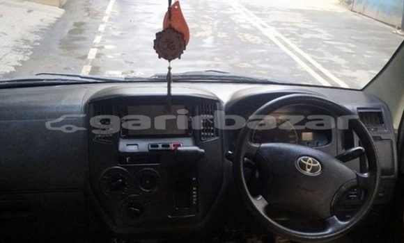 Buy Used 2010 Toyota TownAce in Dhaka, Dhaka Buy Used 2010 Toyota TownAce in Dhaka, Dhaka