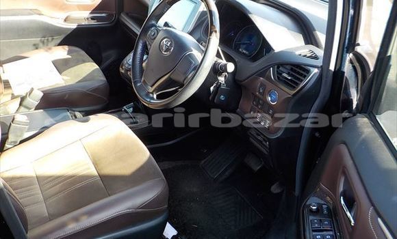 কেনা আমদানি Toyota Esquire Blue গাড়ী মধ্যে ঢাকা মধ্যে Dhaka কেনা আমদানি Toyota Esquire Blue গাড়ী মধ্যে ঢাকা মধ্যে Dhaka