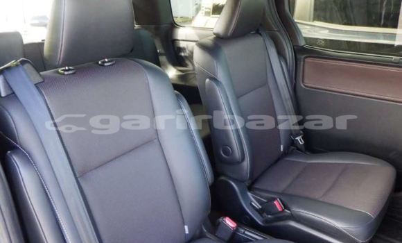 কেনা ব্যবহৃত Toyota Esquire Black গাড়ী মধ্যে ঢাকা মধ্যে Dhaka কেনা ব্যবহৃত Toyota Esquire Black গাড়ী মধ্যে ঢাকা মধ্যে Dhaka