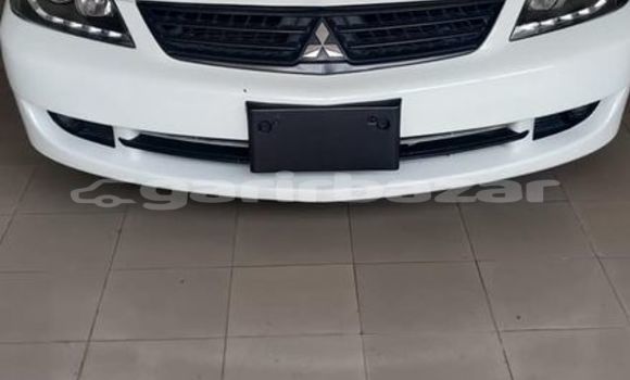 কেনা ব্যবহৃত Mitsubishi Lancer White গাড়ী মধ্যে ঢাকা মধ্যে Dhaka কেনা ব্যবহৃত Mitsubishi Lancer White গাড়ী মধ্যে ঢাকা মধ্যে Dhaka
