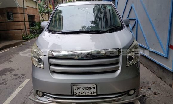 কেনা ব্যবহৃত Toyota Noah Silver গাড়ী মধ্যে ঢাকা মধ্যে Dhaka কেনা ব্যবহৃত Toyota Noah Silver গাড়ী মধ্যে ঢাকা মধ্যে Dhaka