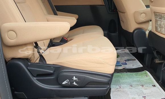 Buy Used 2014 Toyota Esquire in Dhaka, Dhaka Buy Used 2014 Toyota Esquire in Dhaka, Dhaka