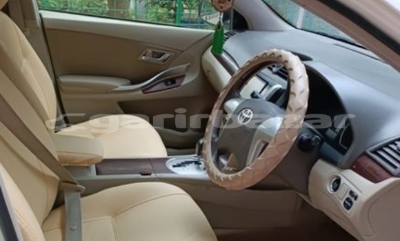 Buy Used 2012 Toyota Premio in Dhaka, Dhaka Buy Used 2012 Toyota Premio in Dhaka, Dhaka