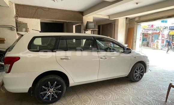 কেনা ব্যবহৃত Toyota Fielder White গাড়ী মধ্যে ঢাকা মধ্যে Dhaka কেনা ব্যবহৃত Toyota Fielder White গাড়ী মধ্যে ঢাকা মধ্যে Dhaka