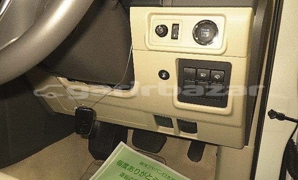 Buy Import 2019 Toyota Land Cruiser Prado in Dhaka, Dhaka Buy Import 2019 Toyota Land Cruiser Prado in Dhaka, Dhaka