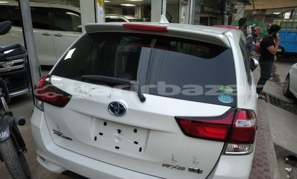 Buy Used 2016 Toyota Fielder WXB in Dhaka, Dhaka Buy Used 2016 Toyota Fielder WXB in Dhaka, Dhaka