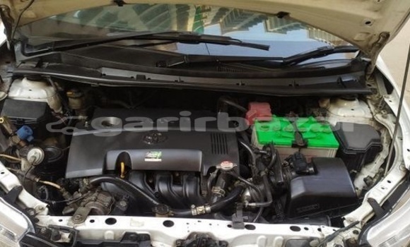 Buy Used 2012 Toyota Axio in Dhaka, Dhaka Buy Used 2012 Toyota Axio in Dhaka, Dhaka