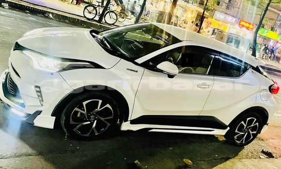 কেনা ব্যবহৃত Toyota CH-R White গাড়ী মধ্যে ঢাকা মধ্যে Dhaka কেনা ব্যবহৃত Toyota CH-R White গাড়ী মধ্যে ঢাকা মধ্যে Dhaka