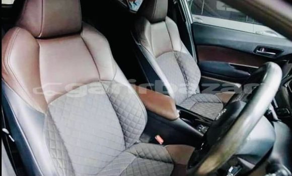 কেনা ব্যবহৃত Toyota CH-R White গাড়ী মধ্যে ঢাকা মধ্যে Dhaka কেনা ব্যবহৃত Toyota CH-R White গাড়ী মধ্যে ঢাকা মধ্যে Dhaka