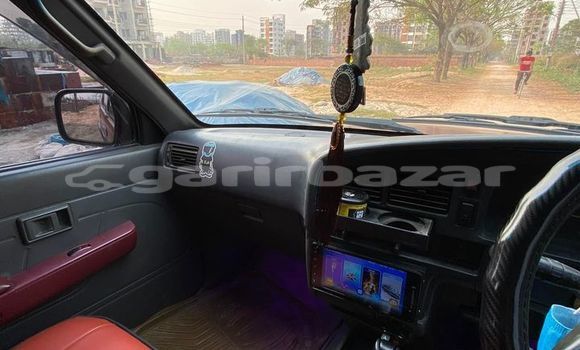 Buy Used 1997 Toyota Hilux Surf in Dhaka, Dhaka Buy Used 1997 Toyota Hilux Surf in Dhaka, Dhaka