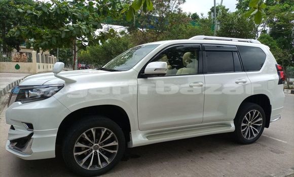কেনা ব্যবহৃত Toyota Land Cruiser Prado White গাড়ী মধ্যে ঢাকা মধ্যে Dhaka কেনা ব্যবহৃত Toyota Land Cruiser Prado White গাড়ী মধ্যে ঢাকা মধ্যে Dhaka