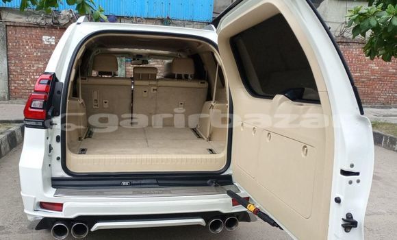 কেনা ব্যবহৃত Toyota Land Cruiser Prado White গাড়ী মধ্যে ঢাকা মধ্যে Dhaka কেনা ব্যবহৃত Toyota Land Cruiser Prado White গাড়ী মধ্যে ঢাকা মধ্যে Dhaka