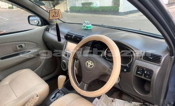 Buy Used 2009 Toyota Avanza in Dhaka, Dhaka Buy Used 2009 Toyota Avanza in Dhaka, Dhaka
