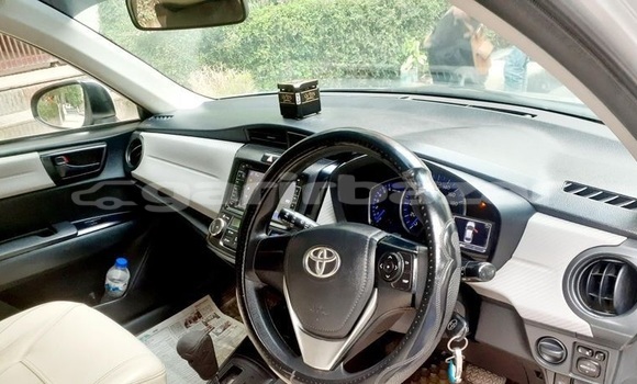 Buy Used 2014 Toyota Axio in Dhaka, Dhaka Buy Used 2014 Toyota Axio in Dhaka, Dhaka