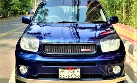 Buy Used 2003 Toyota Rav 4 in Dhaka, Dhaka Buy Used 2003 Toyota Rav 4 in Dhaka, Dhaka