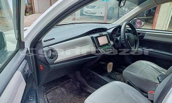 Buy Used 2014 Toyota Axio in Dhaka, Dhaka Buy Used 2014 Toyota Axio in Dhaka, Dhaka