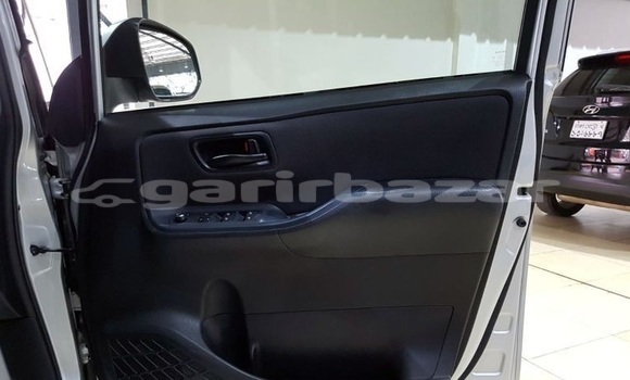 Buy Used 2016 Toyota Noah in Dhaka, Dhaka Buy Used 2016 Toyota Noah in Dhaka, Dhaka