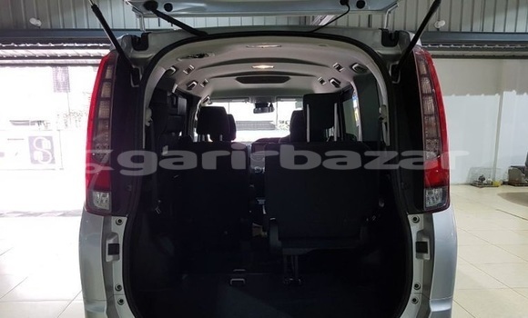 Buy Used 2016 Toyota Noah in Dhaka, Dhaka Buy Used 2016 Toyota Noah in Dhaka, Dhaka
