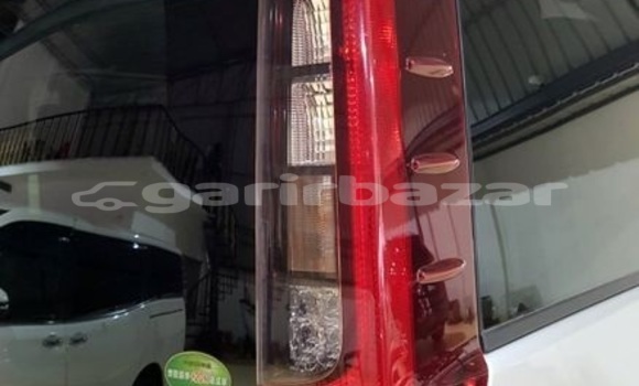 Buy Used 2016 Toyota Noah in Dhaka, Dhaka Buy Used 2016 Toyota Noah in Dhaka, Dhaka