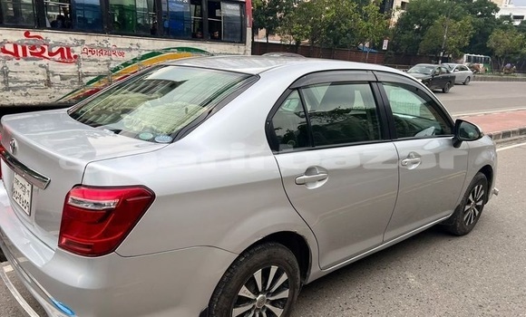 Buy Used 2015 Toyota Axio in Dhaka, Dhaka Buy Used 2015 Toyota Axio in Dhaka, Dhaka