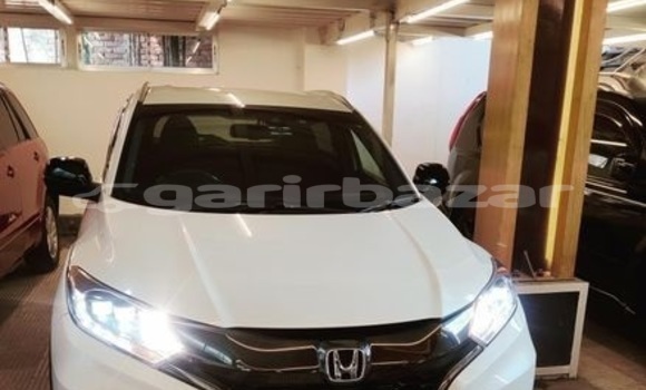 Buy Used 2016 Honda Vezel in Dhaka, Dhaka Buy Used 2016 Honda Vezel in Dhaka, Dhaka