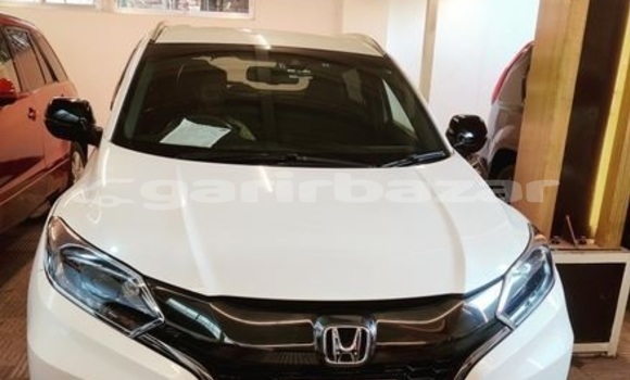 Buy Used 2016 Honda Vezel in Dhaka, Dhaka Buy Used 2016 Honda Vezel in Dhaka, Dhaka