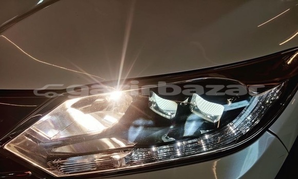 Buy Used 2016 Honda Vezel in Dhaka, Dhaka Buy Used 2016 Honda Vezel in Dhaka, Dhaka