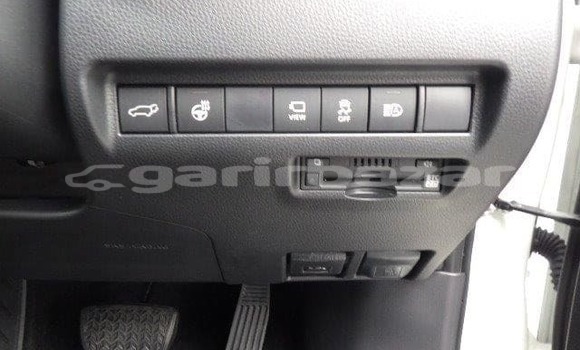 কেনা আমদানি Toyota Harrier White গাড়ী মধ্যে ঢাকা মধ্যে Dhaka কেনা আমদানি Toyota Harrier White গাড়ী মধ্যে ঢাকা মধ্যে Dhaka