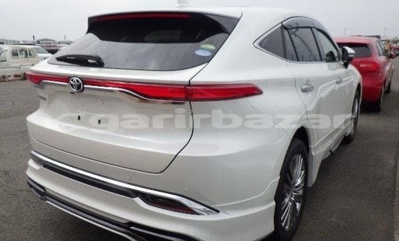 কেনা আমদানি Toyota Harrier White গাড়ী মধ্যে ঢাকা মধ্যে Dhaka কেনা আমদানি Toyota Harrier White গাড়ী মধ্যে ঢাকা মধ্যে Dhaka