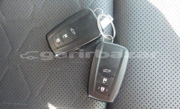 কেনা আমদানি Toyota Harrier White গাড়ী মধ্যে ঢাকা মধ্যে Dhaka কেনা আমদানি Toyota Harrier White গাড়ী মধ্যে ঢাকা মধ্যে Dhaka