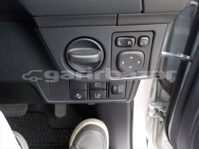 Big with watermark toyota axio dhaka dhaka 5100