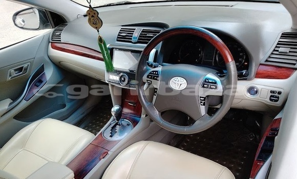 Buy Used 2010 Toyota Premio in Dhaka, Dhaka Buy Used 2010 Toyota Premio in Dhaka, Dhaka