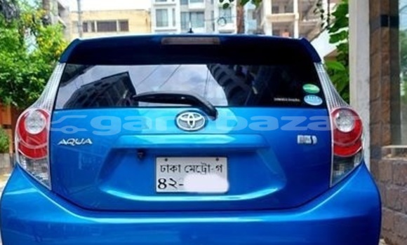 Buy Used 2011 Toyota Aqua in Dhaka, Dhaka Buy Used 2011 Toyota Aqua in Dhaka, Dhaka