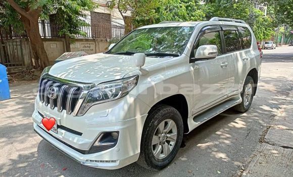 Buy Used 2013 Toyota Land Cruiser Prado in Dhaka, Dhaka Buy Used 2013 Toyota Land Cruiser Prado in Dhaka, Dhaka
