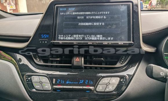 Buy Used 2017 Toyota CH-R in Dhaka, Dhaka Buy Used 2017 Toyota CH-R in Dhaka, Dhaka