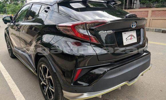 Buy Used 2017 Toyota CH-R in Dhaka, Dhaka Buy Used 2017 Toyota CH-R in Dhaka, Dhaka