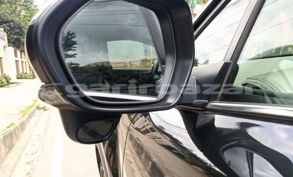 Buy Used 2017 Toyota CH-R in Dhaka, Dhaka Buy Used 2017 Toyota CH-R in Dhaka, Dhaka