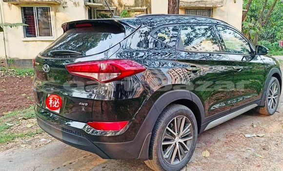 কেনা ব্যবহৃত Hyundai Tucson Black গাড়ী মধ্যে ঢাকা মধ্যে Dhaka কেনা ব্যবহৃত Hyundai Tucson Black গাড়ী মধ্যে ঢাকা মধ্যে Dhaka
