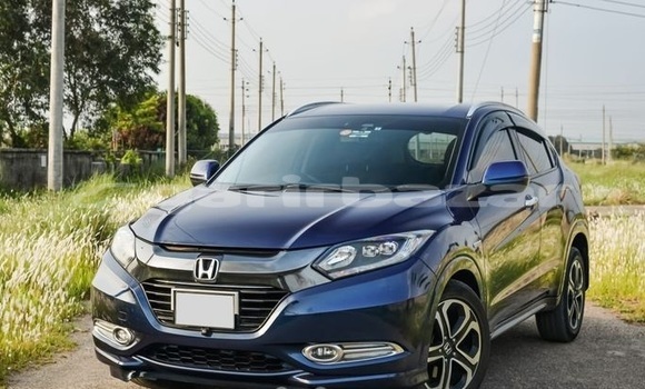 Buy Used 2015 Honda Vezel in Dhaka, Dhaka Buy Used 2015 Honda Vezel in Dhaka, Dhaka