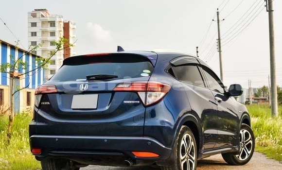 Buy Used 2015 Honda Vezel in Dhaka, Dhaka Buy Used 2015 Honda Vezel in Dhaka, Dhaka