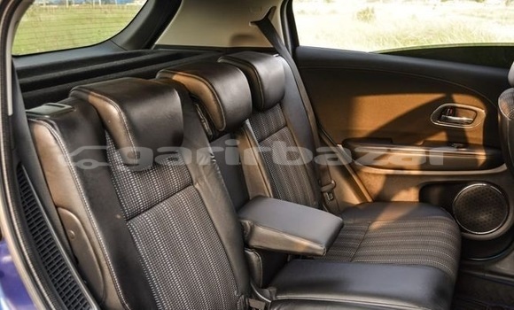 Buy Used 2015 Honda Vezel in Dhaka, Dhaka Buy Used 2015 Honda Vezel in Dhaka, Dhaka