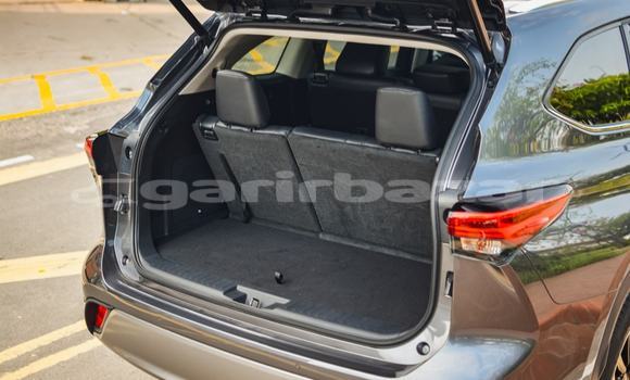 Buy Import 2021 Toyota Highlander in Dhaka, Dhaka Buy Import 2021 Toyota Highlander in Dhaka, Dhaka