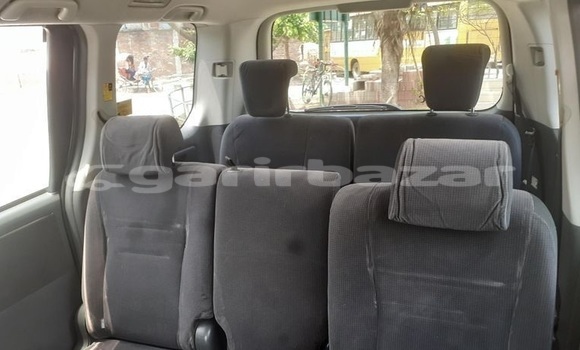 Buy Used 2009 Toyota Noah in Dhaka, Dhaka Buy Used 2009 Toyota Noah in Dhaka, Dhaka